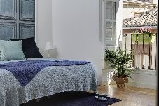 Apartamento en Granada - Nuevo · Alhambra · Catedral · Parking · WiFi