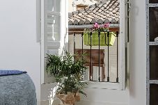 Apartamento en Granada - Nuevo · Alhambra · Catedral · Parking · WiFi