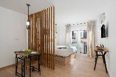 Estudio en Granada - Nuevo · Catedral · Gran Vía · Entradas Alhambra