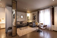 Apartamento en Granada - Céntrico Ático de Diseño con Terraza Privada y AC 