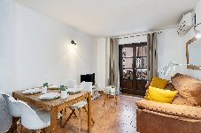 Apartamento en Granada - Nuevo · Plaza Nueva · Centro Ciudad · WifI · Parking Privado 