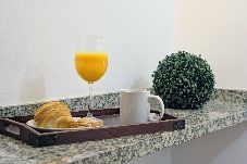 Apartamento en Granada - Nuevo · Plaza Nueva · Centro Ciudad · WifI · Parking Privado 