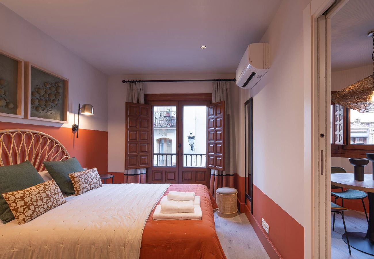 Apartamento en Granada - A Pasos de La Alhambra, Terraza Privada & AC