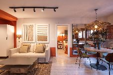 Apartamento en Granada - A Pasos de La Alhambra, Terraza Privada & AC