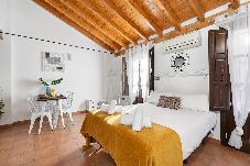 Apartamento en Granada - Nuevo · Plaza Nueva · Centro · Terraza Privada