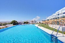 Apartamento en Casares -  Piscina Inifinita, Vistas al Mar y Terraza Privada