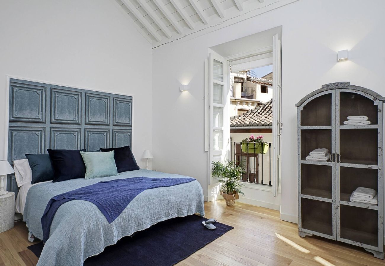 Ferienwohnung in Granada - Nuevo - Alhambra - Catedral - Parking - WiFi