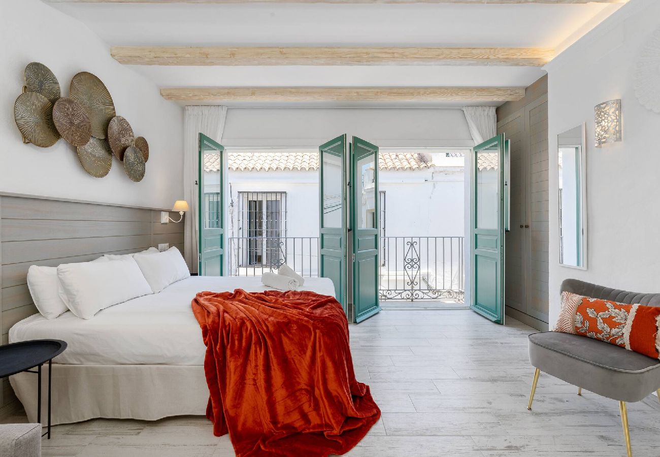 Appartement à Estepona - New 1 min from beach ideal for couples