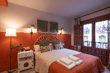 Appartamento a Granada - A Due Passi dall'Alhambra, Terrazza Privata & Aria Condizionata