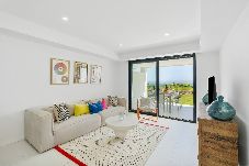 Appartamento a Casares - Piscina a sfioro, vista mare e terrazza privata