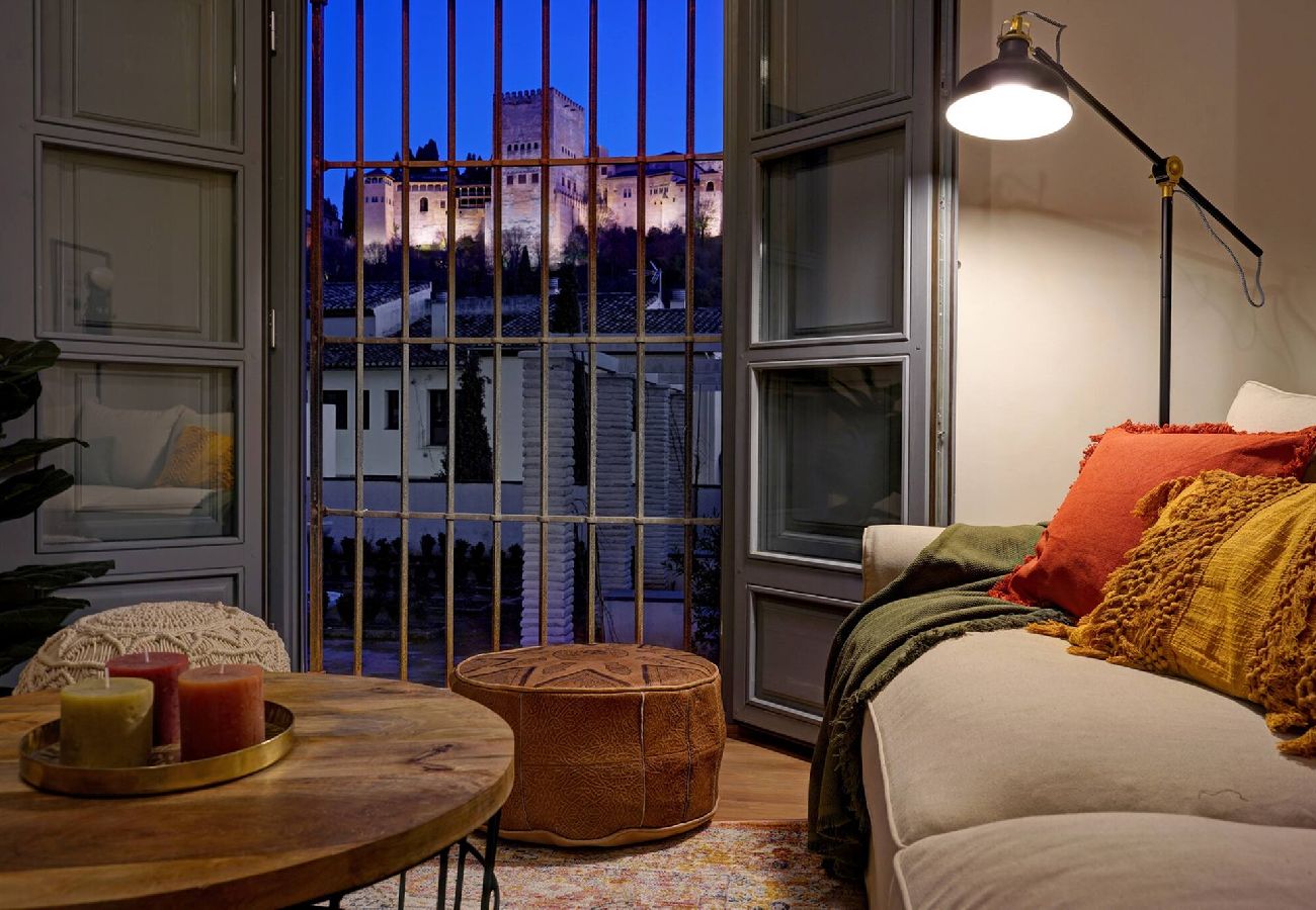 Apartment in Granada - Apartamento Lujoso - Vistas Alhambra - Terraza Privada