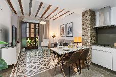 Apartment in Granada - Nuevo · Puerta Real · Centro · Catedral · Parking Privado